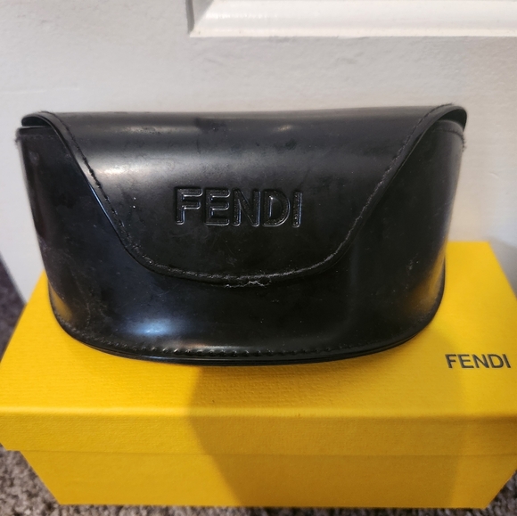 Fendi Sunglasses - Vintage - Picture 3 of 9